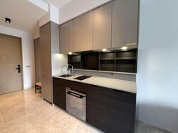 Haus On Handy (D9), Condominium #588581111
